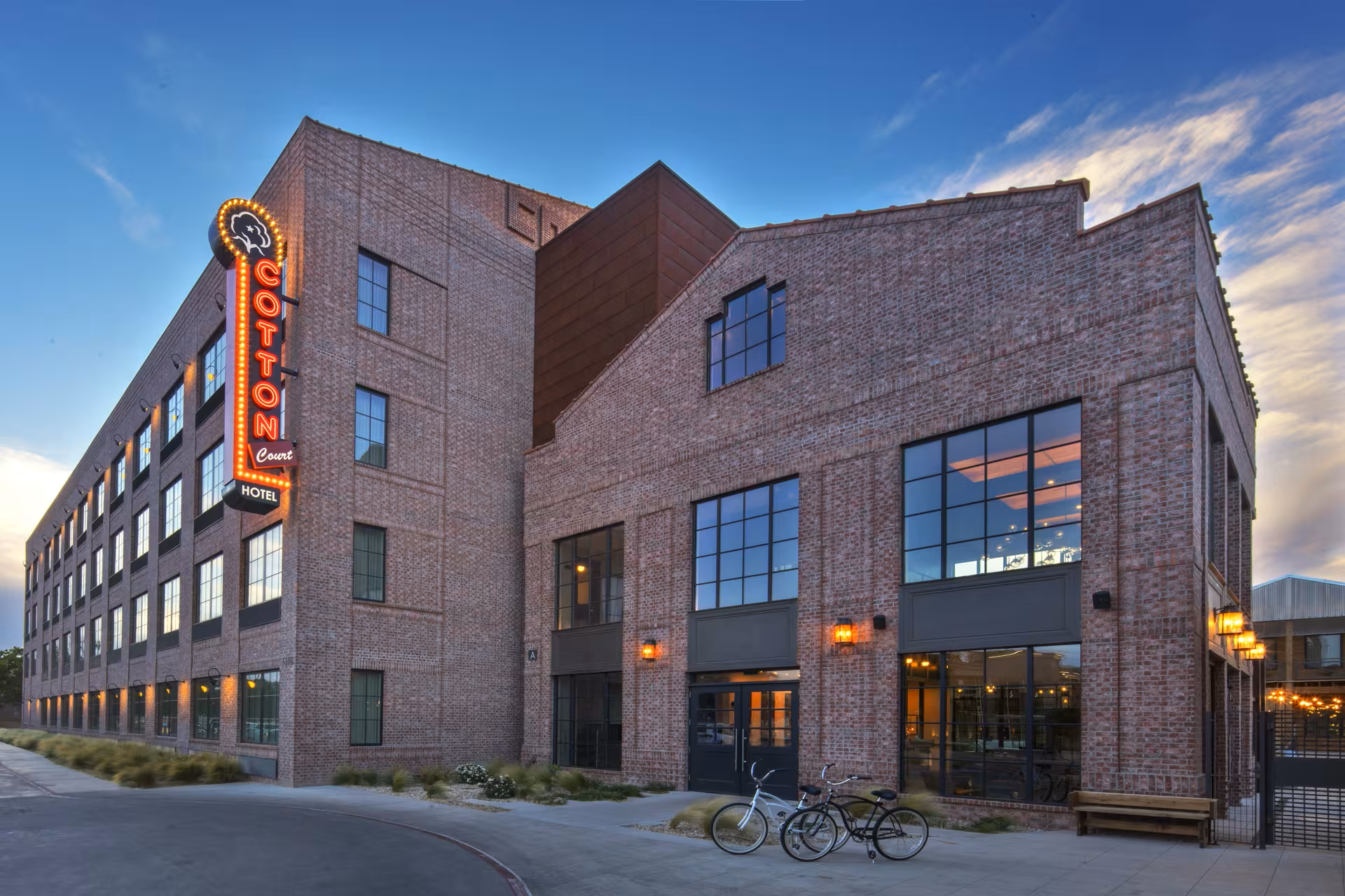 CottonCourtHotel
